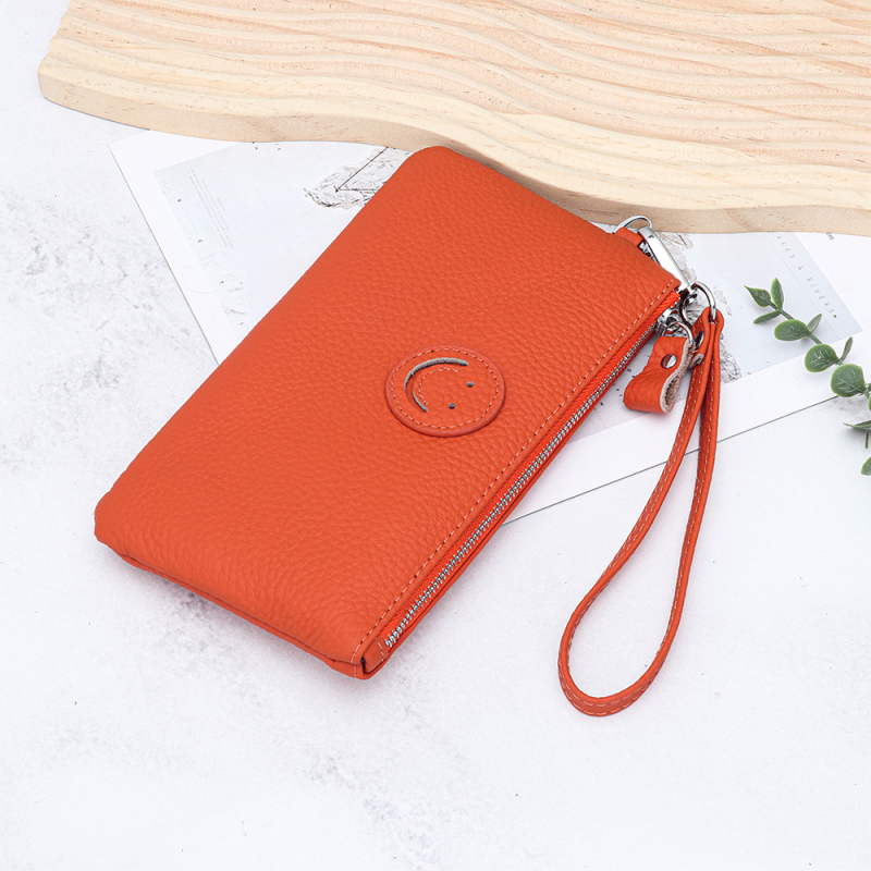 Kožna ženska clutch novčanik sa zatvaračem i dizajnom osmijeha, mekana teleća koža, horizontalni kvadratni oblik, velika zapremina, unutarnji džepovi za telefon i osobnu iskaznicu