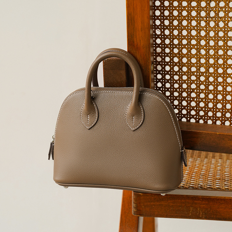 Geantă de damă cu fermoar din piele naturală de primă calitate – formă scoică, crossbody cu o singură curea, compactă pentru ziua de zi, căptușită cu Super Fiber