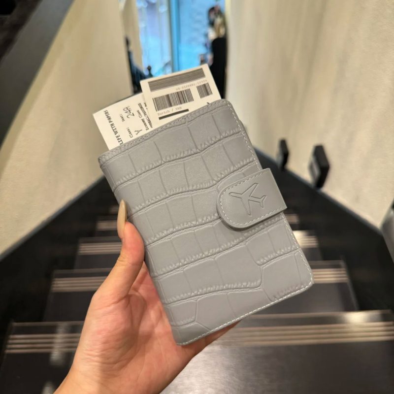 Δερμάτινος φορέας διαβατηρίου και εγγράφων από PU με μοτίβο κροκοδείλου; αντικλοπής; επεκτεινόμενη χωρητικότητα; unisex; για καθημερινή χρήση