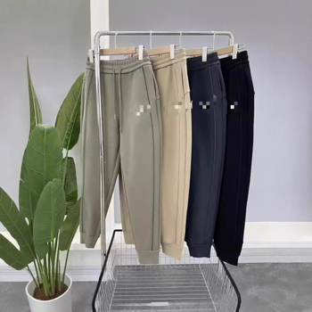 Vėjas nepraleidžiamos kelnytės poroms, laisvas kirpimas, organinis medvilnė 50–70% ir spandeksas 30–50%, tanki veliūro tekstūra, 2024 žiema