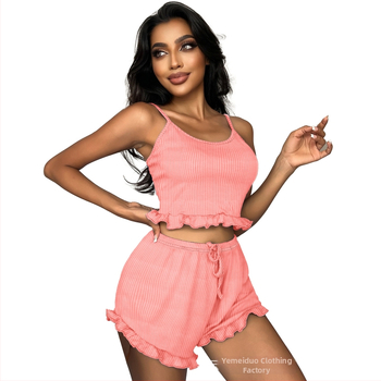 Sieviešu pidžamu komplekts: krustoti plecu siksnas mugurā, bez piedurknēm, īsās bikses, rebrastais poliesters, mājas atpūta