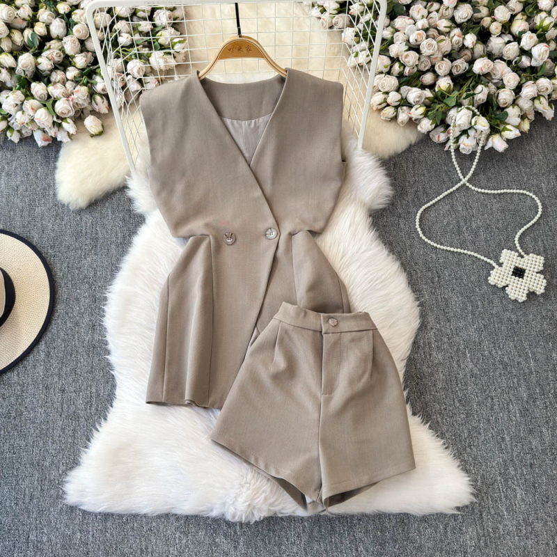 Δύο τεμάχια γυναικείου σετ χωρίς μανίκια: τοπ halter με λεοπάρ print και φούστα υψηλής μέσης για σμίλευση, 3D μοτίβο, ύφασμα σπάντεξ, Άνοιξη 2025.