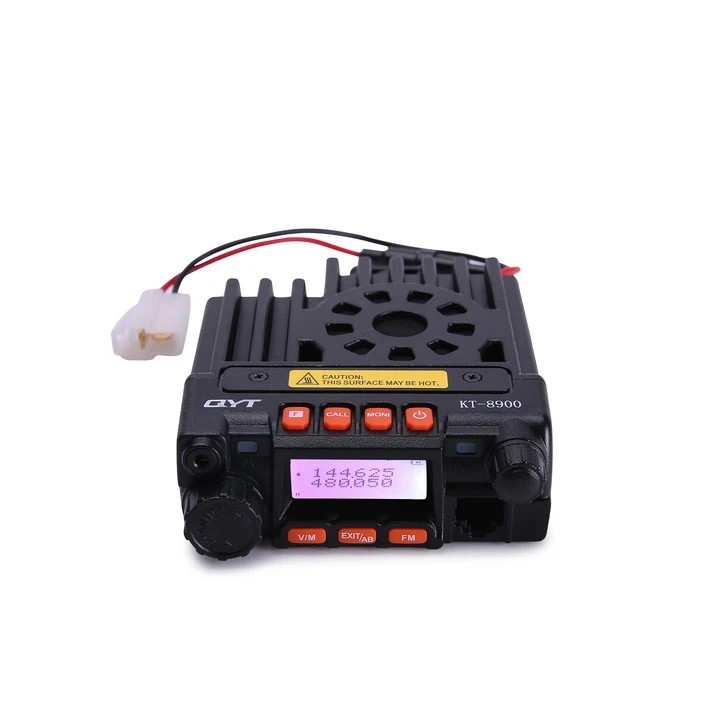 Quan Yitong QYTKT8900 automobilna radiostanica, 25W, raspon frekvencija 136–174/400–480 MHz, domet iznad 50 km, funkcija protiv smetnji, bez baterije