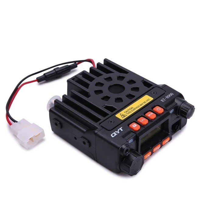 Quan Yitong QYTKT8900 automobilna radiostanica, 25W, raspon frekvencija 136–174/400–480 MHz, domet iznad 50 km, funkcija protiv smetnji, bez baterije