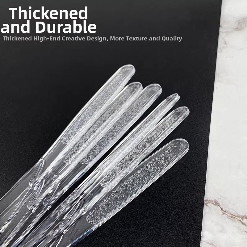 Vienreizējās lietošanas plastmasas ēdiena piederumu komplekts rietumnieka stilā ar garu rokturi: nazis, dakša un karote; mikroviļņu drošs.