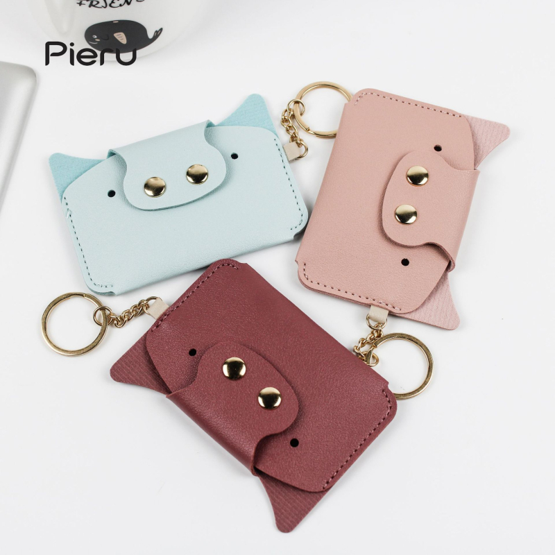 Θήκη καρτών από PU δέρμα με μπρελόκ, ultra‑ελαφριά, διπλής πτυχής, επένδυση από συνθετικό δέρμα