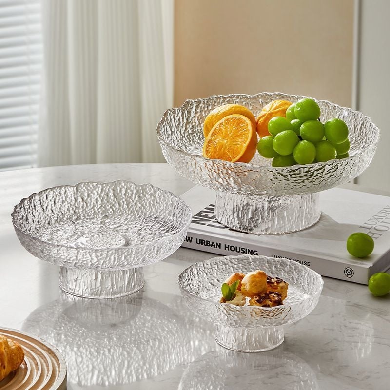 Δίσκος φρούτων από γυαλί, με ψηλό σχεδιασμό και χαραγμένο μοτίβο (Υλικό: Γυαλί; Μάρκα: SENHE; Μοτίβο: Χαραγμένο; Κυκλοφορία: Άνοιξη 2023)