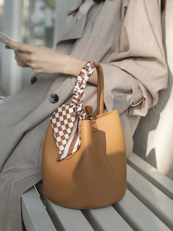 Női valódi bőrből készült bucket táska utcai stílusban, 2025 ősz, belső dokumentumtartó rekesz