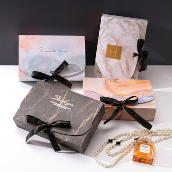 Sál csomagoló doboz — kreatív ajándékcsomag, modern minimalista stílus, testreszabás nélkül