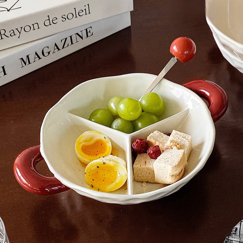 Tavă ceramică divizată pentru fructe, porțelan, brand Dadou factory store, stil crem, lansare vară 2024.