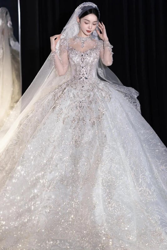 Rochie de mireasă cu mâneci lungi, decolteu adânc în V, fustă tutu, Cupro fibră, toamna 2024