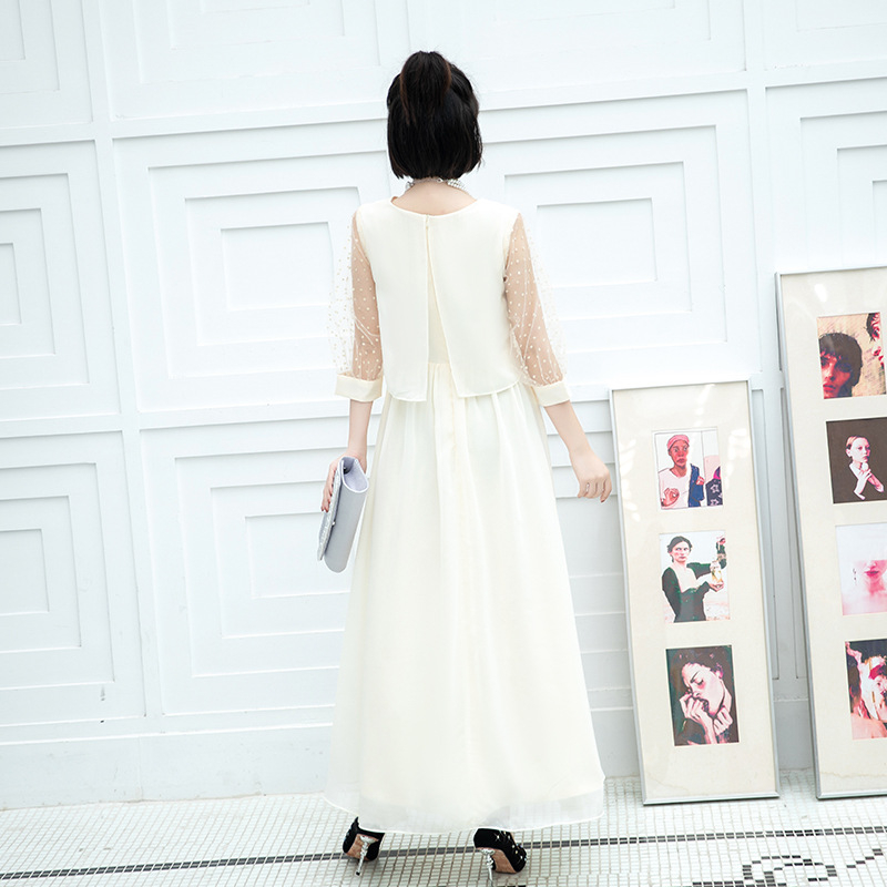 Téli elegáns estélyi ruha házigazdának, 3/4-es ujjú, középső derék, középmagas hosszúságú szoknya, poliészter anyag 70-80%