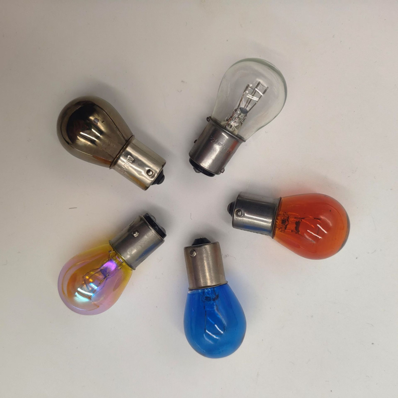 Automobilio stabdymo lemputė S25 halogeninė, 12/24V, 21/5W, vienos ar dviejų siūlų, plokščias kontaktas, kryžminis kontaktas, aukštas/žemas kojelė