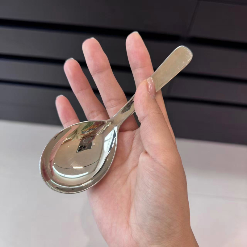 Κουτάλι σούπας από ανοξείδωτο 304, μοντέρνο μίνιμαλ στυλ, μάρκα Poyue, φινίρισμα με τροχό κάνναβης, διαθεσιμότητα προσαρμογής