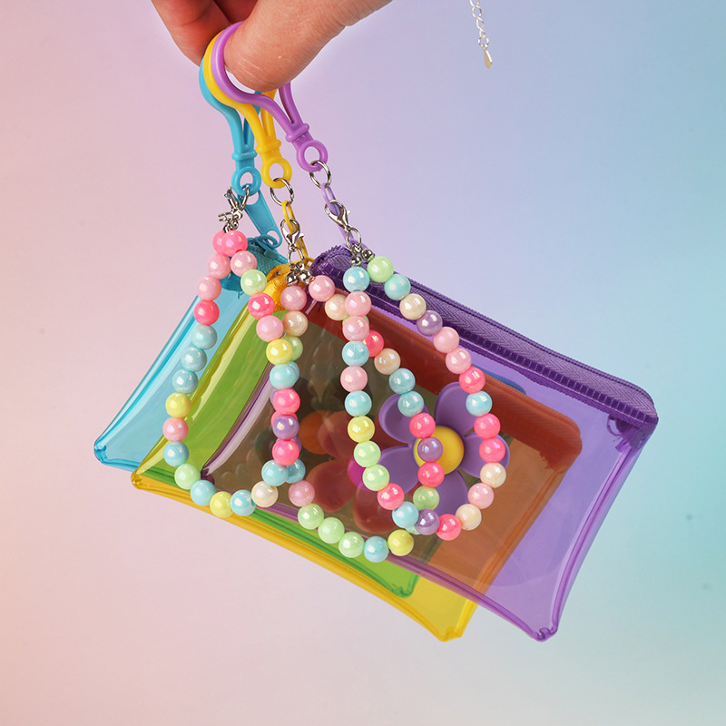 Монетник – плюшена материя, флорални мотиви, уличен стил, унисекс, без подплата