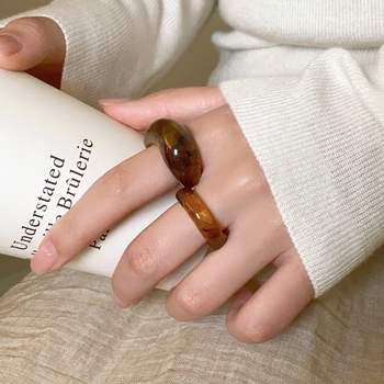 Inel geometric din acrilic, lucrat manual, stil Maillard, accesoriu feminin