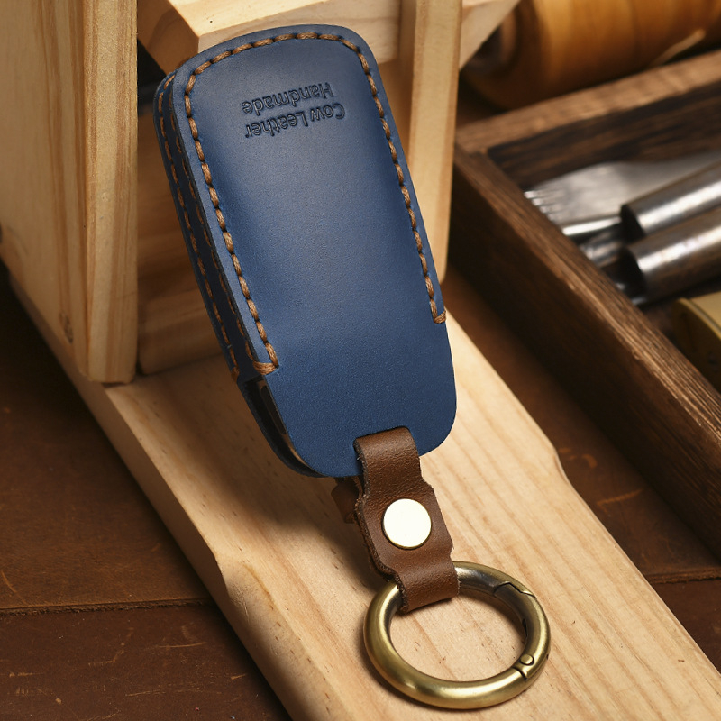 Husă cheie auto – din piele de vită, stil retro; compatibilă cu cheile Audi Q5/Q7, personalizare disponibilă, etichetă privată licențiată