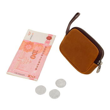 MaDonNo 2062 Mincovník z pravej kože s horným vrstvom hovädzej kože, jednofarebný vzor, 1 skladanie, polyesterová podšívka