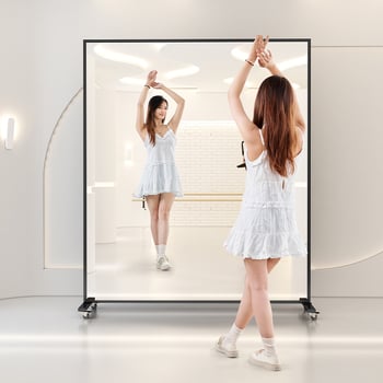 Mozgatható padlótükör univerzális kerekekkel, alumínium váz, modell 005, testre szabható