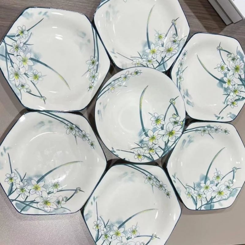 Порцеланов комплект шестоъгълни чинии, китайски стил, подглазурено покритие и еднопластово формоване