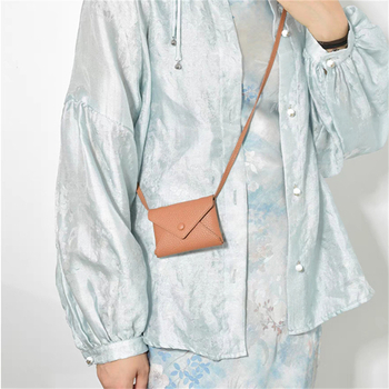 Zsebes pénztárca boríték-stílusú nyakba akasztható kivitel, PU anyag, uniszex, Hoshino Leather Goods