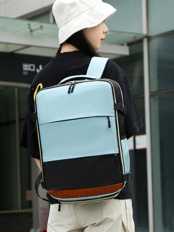 Nagy kapacitású üzleti hátizsák — kopásálló, vízálló Oxford anyagból; 36–55 L; kompatibil 14 colos laptophoz; légáteresztő vállpántok; ideális szabadidős utazásokhoz és tanuláshoz; Business Elite stílus