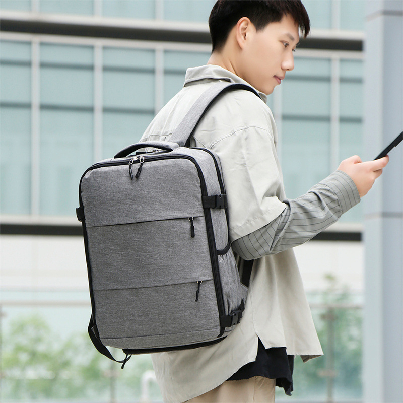 Nagy kapacitású üzleti hátizsák — kopásálló, vízálló Oxford anyagból; 36–55 L; kompatibil 14 colos laptophoz; légáteresztő vállpántok; ideális szabadidős utazásokhoz és tanuláshoz; Business Elite stílus