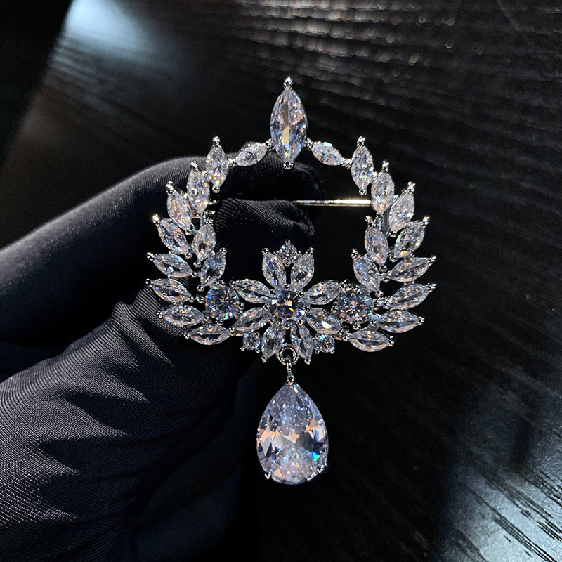 Брошка Thousand Clan Silver — Медна циркониева цветна клонка, Rococo стил, животинска форма, украса