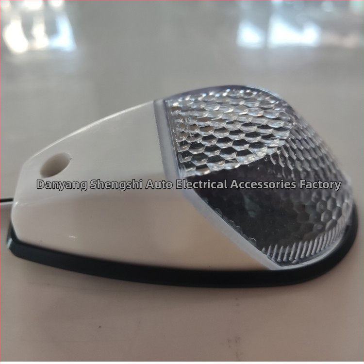 ABS sunkvežimio šoninė lemputė, modelis SS-029, priedas nr. SS-029, suderinama su sunkvežimiais, prekė Danyang Prosperity