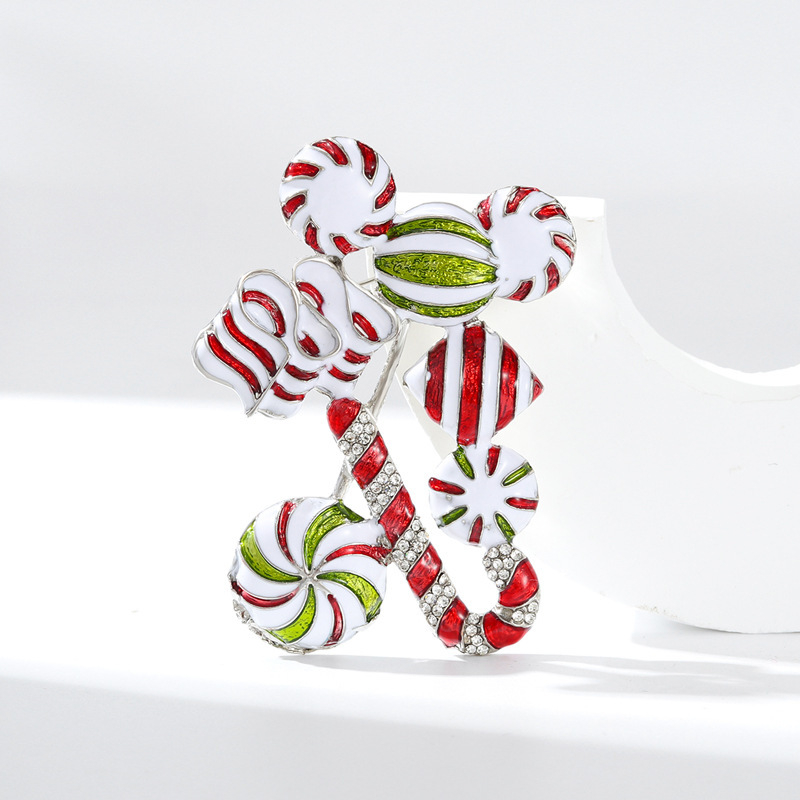 Брошка коледна елха и подаръчна кутия; материал: сплав; стил: щифт, винтидж; обработка: диамантено инкрустиране; опаковка: индивидуално опакована; унисекс