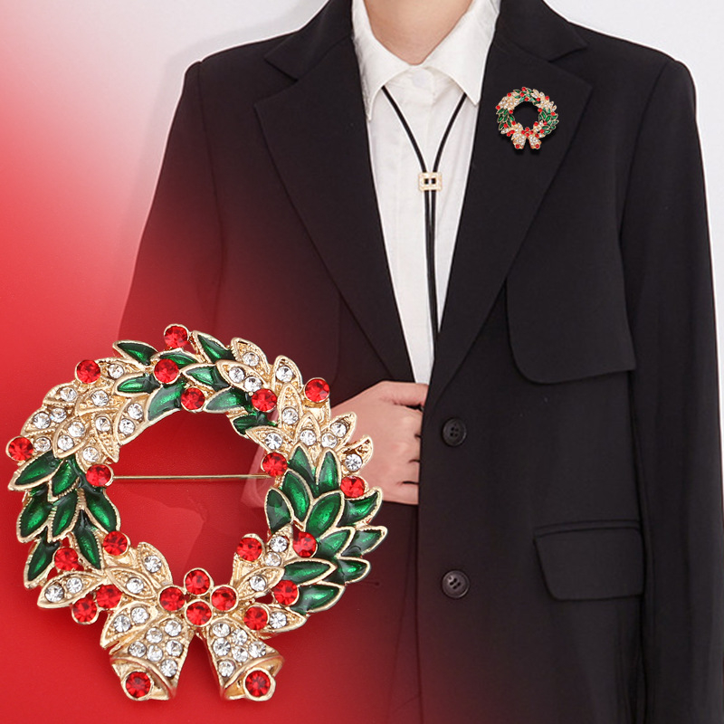 Коледна брошка: сладък Санта, геометричен модел, цинков сплав, електроплакиране, етно-ретро стил, дамски аксесоар