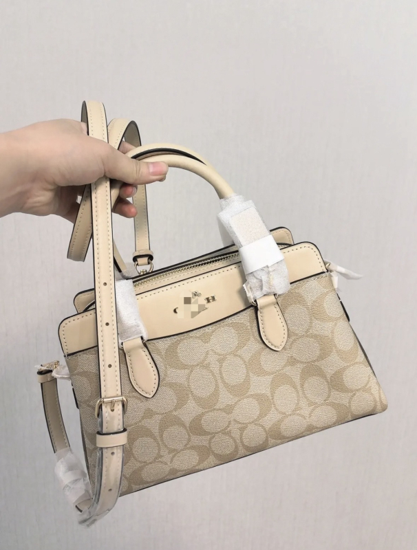 Geantă crossbody de tip săculeț din PVC, formă scoică, închidere cu fermoar, buzunare interioare pentru telefon și card, căptușeală poliester