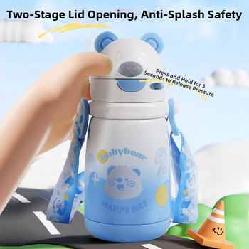 Gyerekeknek szánt hőálló pohár maci fej formájú fogantyúval és hordozókötéllel, belső 316 rozsdamentes acél, 12-24 órás szigetelés, szívószál