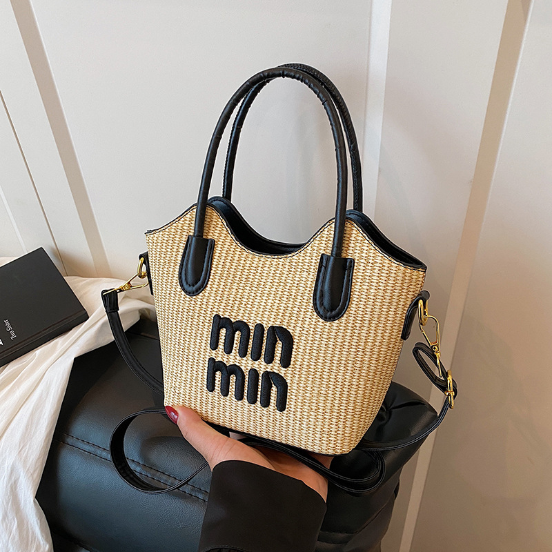 Torba za rame crossbody, PU materijal, oblik kante, zatvarač na zip, unutarnja džepna pretinica sa zipom