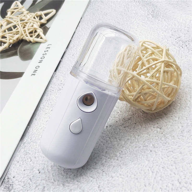 Hidratuojantis purkštuvas – rankinis, įkraunamas, šaltas purškimas, 1 greitis, miglos laikas >180 s, įmontuota baterija 1–3 h (100–300 mAh)