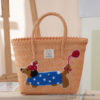 Geantă PVC țesută, în stil street-trend, formă verticală pătrată, fără căptuială