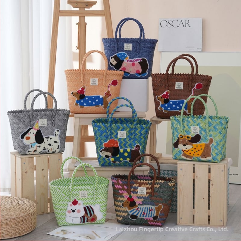 Geantă PVC țesută, în stil street-trend, formă verticală pătrată, fără căptuială