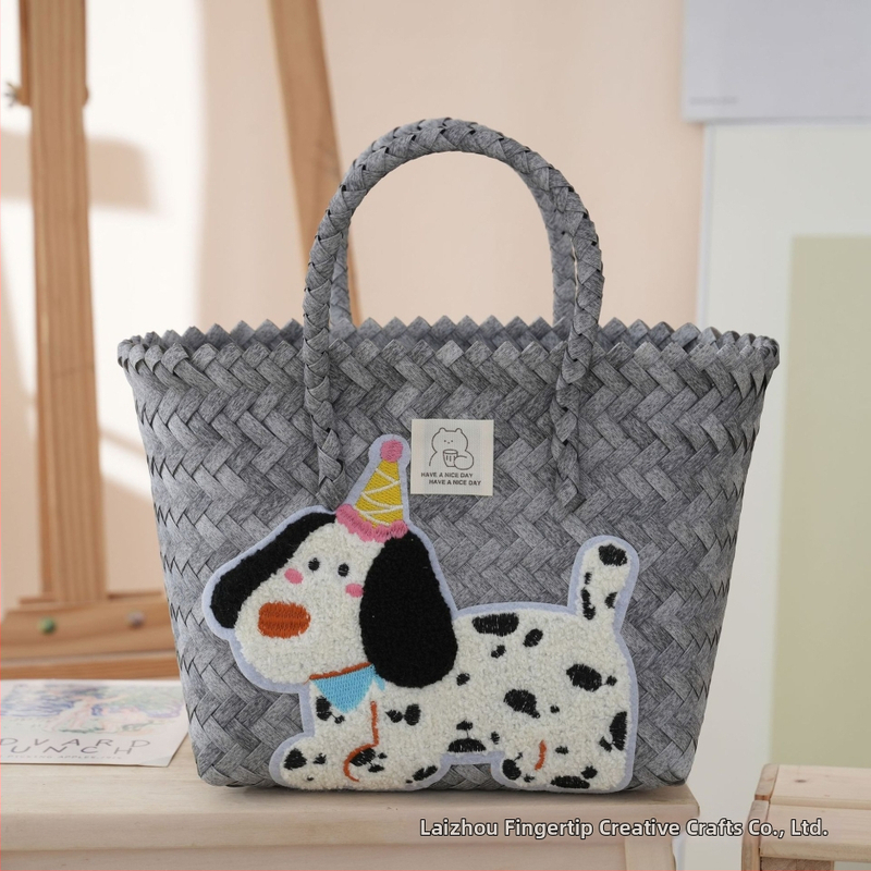 Geantă PVC țesută, în stil street-trend, formă verticală pătrată, fără căptuială