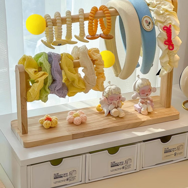 Raft din lemn pentru accesorii de păr - organizator pentru agrafe, brățări și bentițe, stil artistic, toamnă 2025