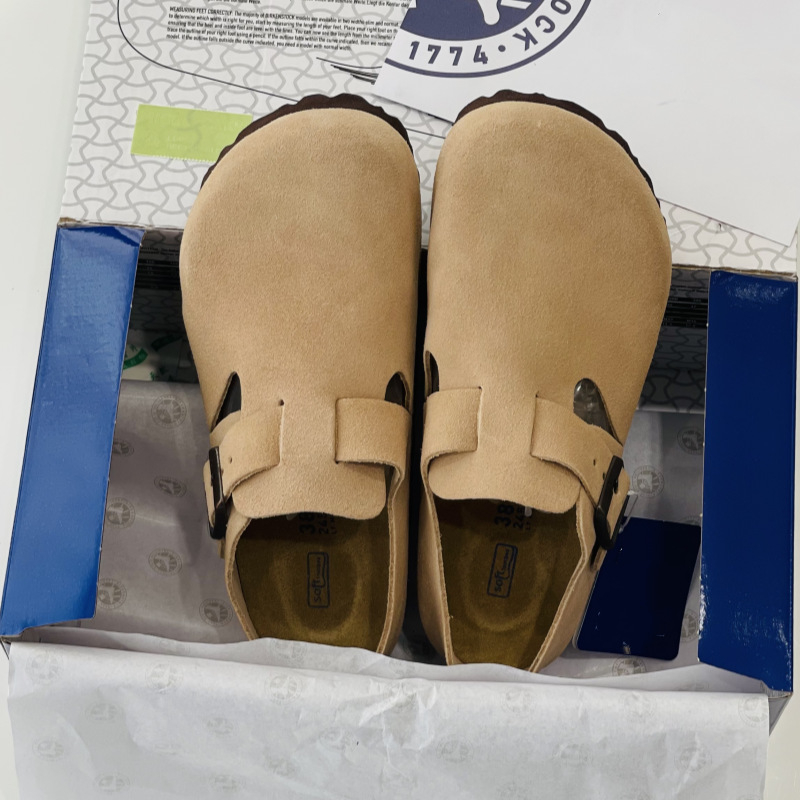 Sandale din piele în stil Birkenstock, vârf din plută, căptușeală din piele naturală, talpă din spumă, talpă plată, grosimea talpii 0–3 cm