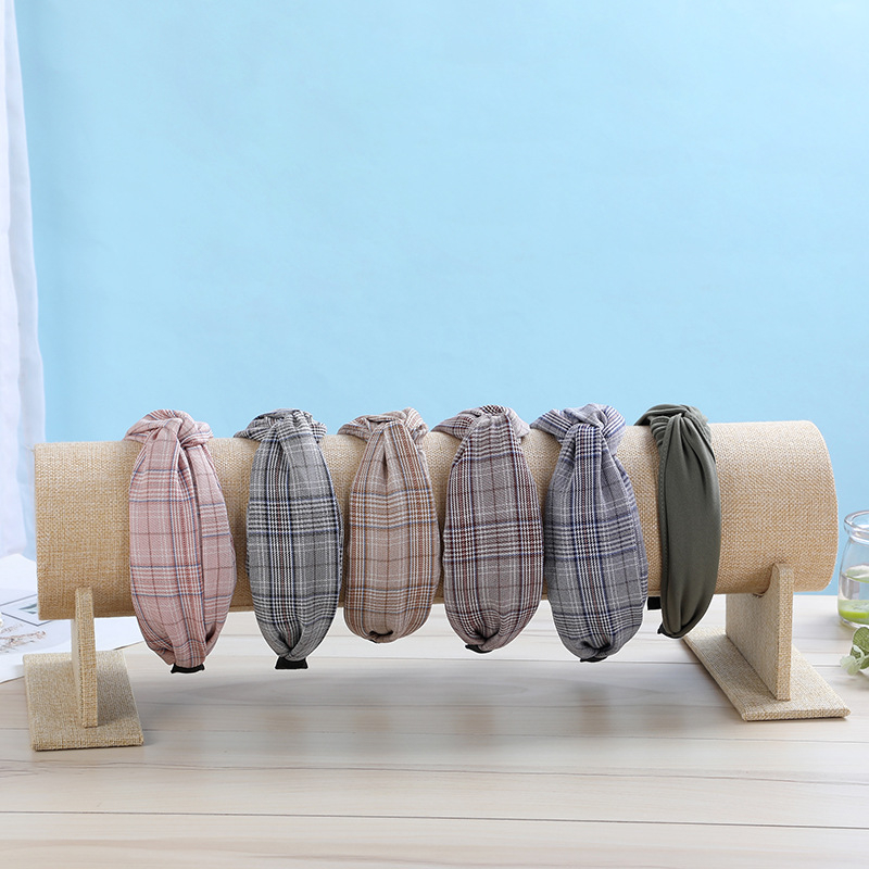 Stojak za nakit od flanelnog materijala, cilindrični dizajn, baršunasta obloga, vrhunski stil (Brend: Mincerity)