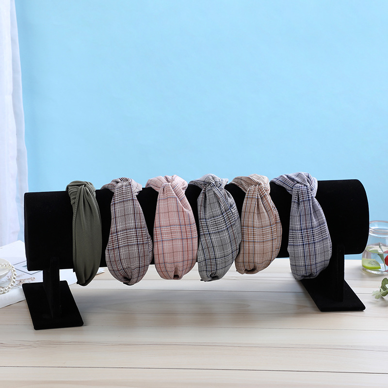 Stojak za nakit od flanelnog materijala, cilindrični dizajn, baršunasta obloga, vrhunski stil (Brend: Mincerity)