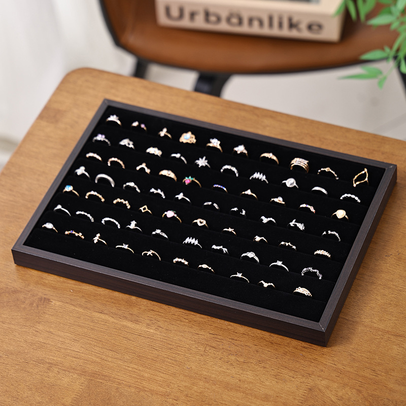 Fából készült ékszerállvány, négyzet alakú, egyszintes, luxus kivitel