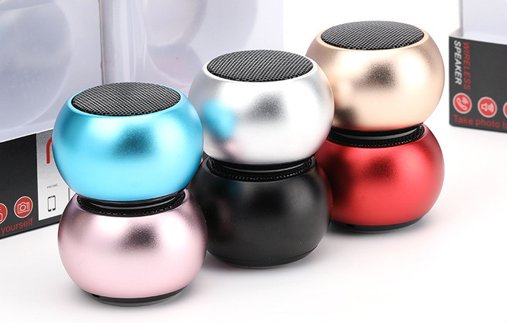 Jin Miao Mini Bluetooth Zvučnik M3 - IPX7 vodootporan, 5W snaga, Bluetooth 5.0, raspon frekvencija 100 Hz-20 kHz, ugrađena baterija 300-500 mAh