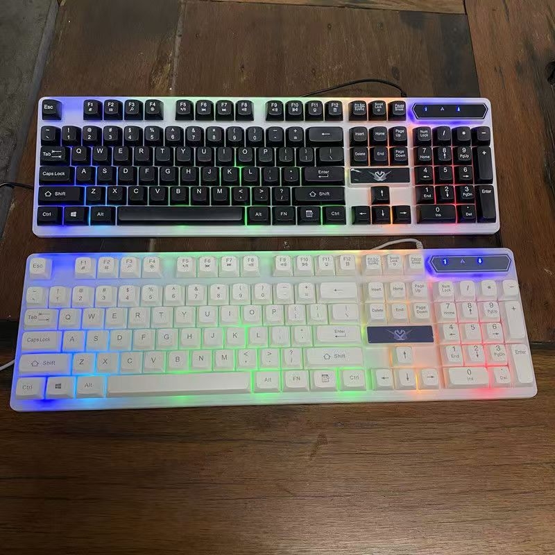 K5 RGB pozadinsko osvijetljena žična tipkovnica, 104 tipke, naslon za dlan, USB kabel 1,35 m