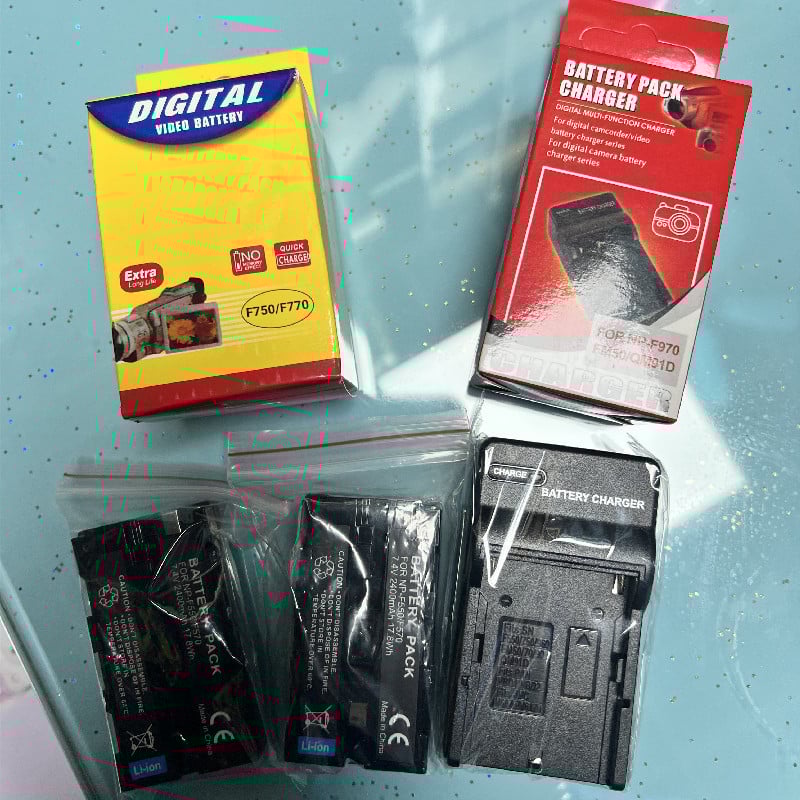 LED συμπληρωτικό φως Led660 Pro για ζωντανές μεταδόσεις και εξωτερική φωτογράφηση, 10–50W, 110–220V, τρεις ρυθμίσεις θερμοκρασίας φωτισμού, επαναφορτιζόμενο