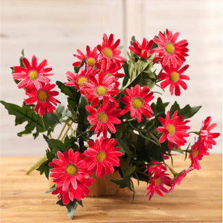 Umjetni cvijet Daisy – materijal: svila mrežica, sitotisak; pogodno za vjenčanja, fotografiranje na otvorenom i kućnu dekoraciju.