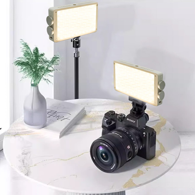 VL-40 LED Φωτιστικό Συμπληρωματικό Τσέπης για Κινητό Τηλέφωνο ή Κάμερα — Ενσωματωμένη Μπαταρία, Τρεις Θερμοκρασίες Φωτός, Χειροκίνητος Έλεγχος, Φορητό για Εξωτερική Ζωντανή Μετάδοση και Φωτογράφιση