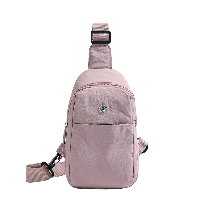 Yuesi ženska torba od najlona, crossbody, urbanog jednostavnog stila, lagana; poliester podstava; zatvaranje zipom; unutarnji pretinci: tajni pretinac sa zatvaračem, pretinac za mobitel, ID pretinac, sandwich pretinac; vanjski trodimenzionalni dizajn; svak