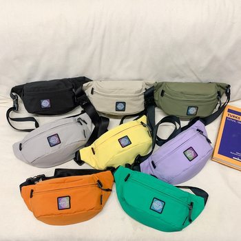 Torba preko tijela od platna – gradska jednostavnost, jesen 2025, zatvarač, 3D vanjska strana